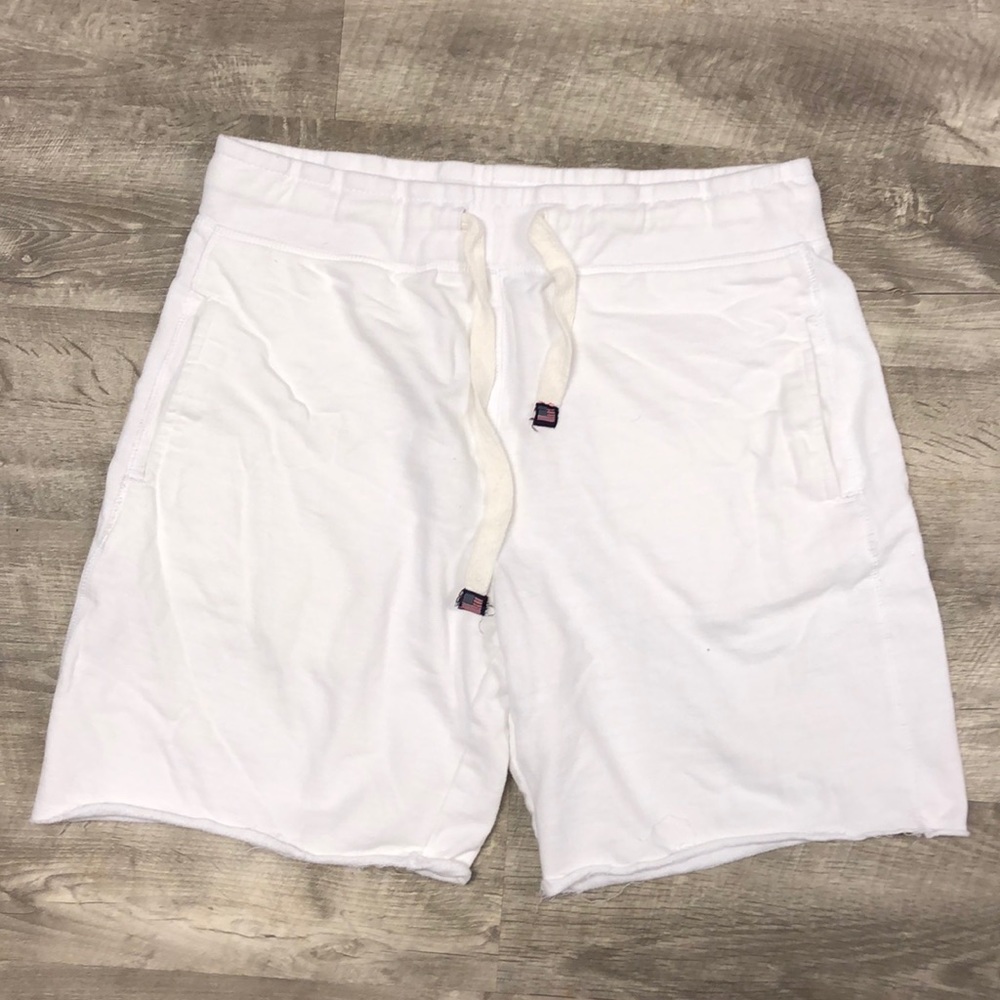 White US Apparel Shorts